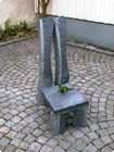 Skulptur i diabas. av Doris Bengtsson